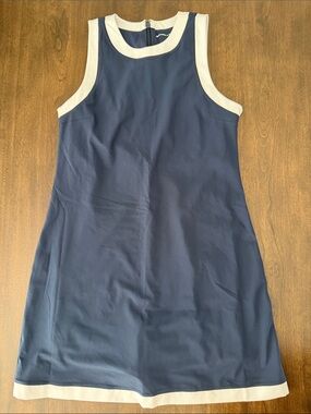 NWOT Abercrombie & Fitch Navy Blue and White Mini athletic dress size M Tall